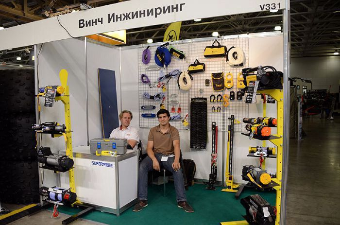 Стенд дистрибутора лебедок Winch Engineering на выставке Moscow off-road show