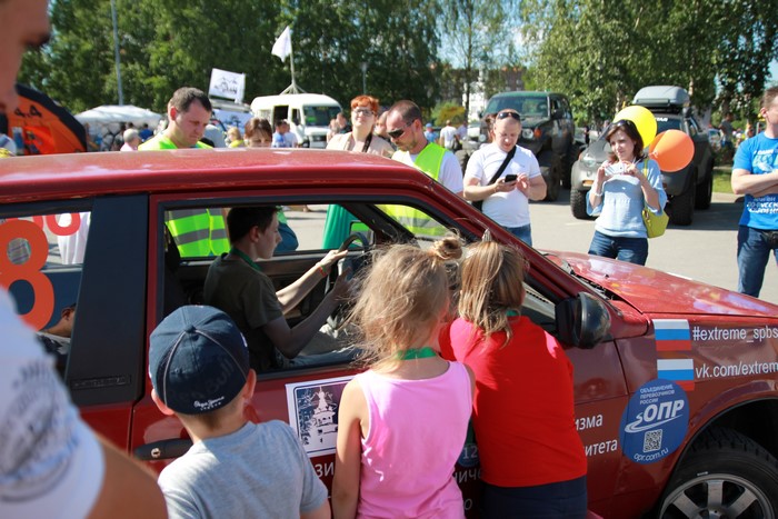 Детские соревнования по спортивному автотуризму в Санкт-Петербурге