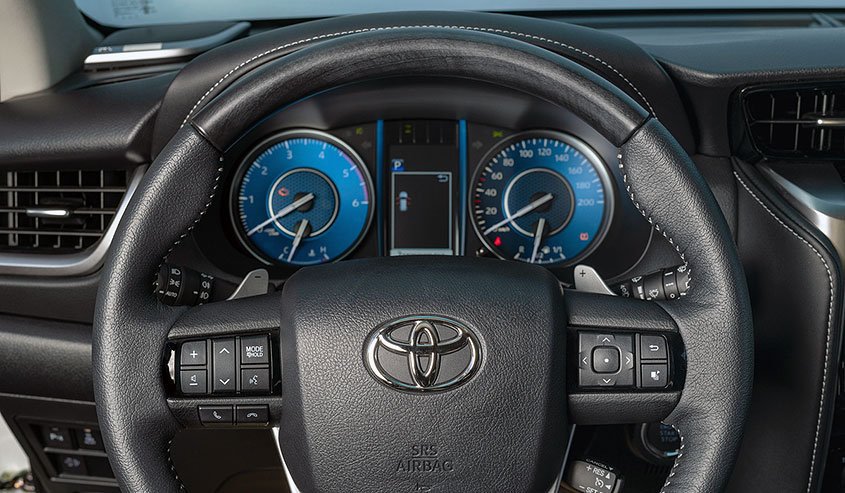 Дизельные версии обновленного Toyota Fortuner доехали до России